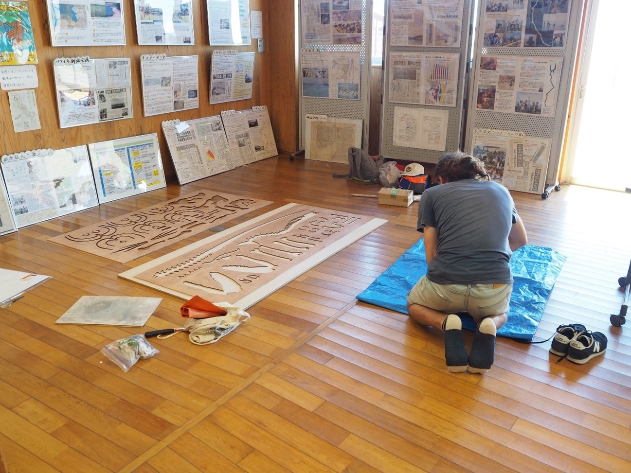 The Liminal Voiceによる展示作業風景