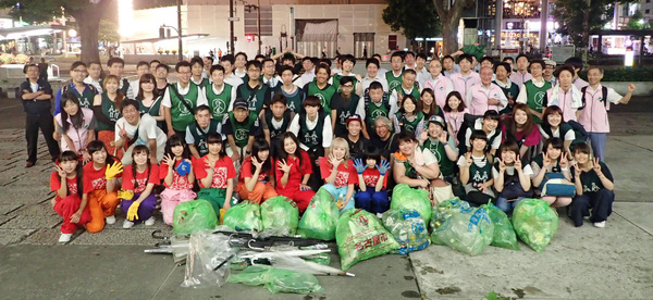 クリーンアップ活動の様子