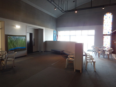 写真展設置前のマリンドリーム能生休憩スペース