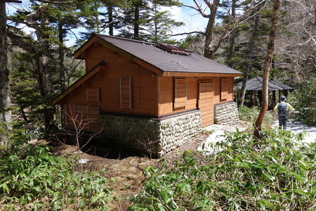 四十八池公衆便所