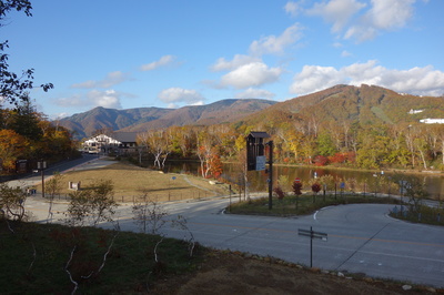 志賀高原蓮池の紅葉の推移_10月28日撮影